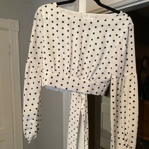 REVOLVE Yasmin Tie Back Crop Top in White & Black Polka Dots (Medium)